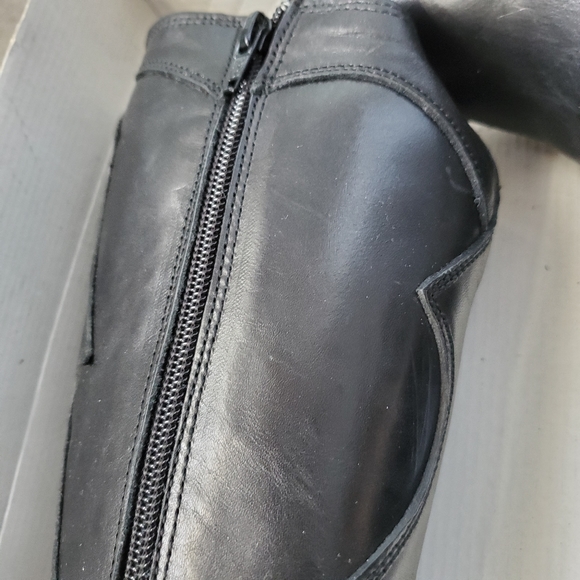 Destroy Boots (Spain) - Picture 10 of 11